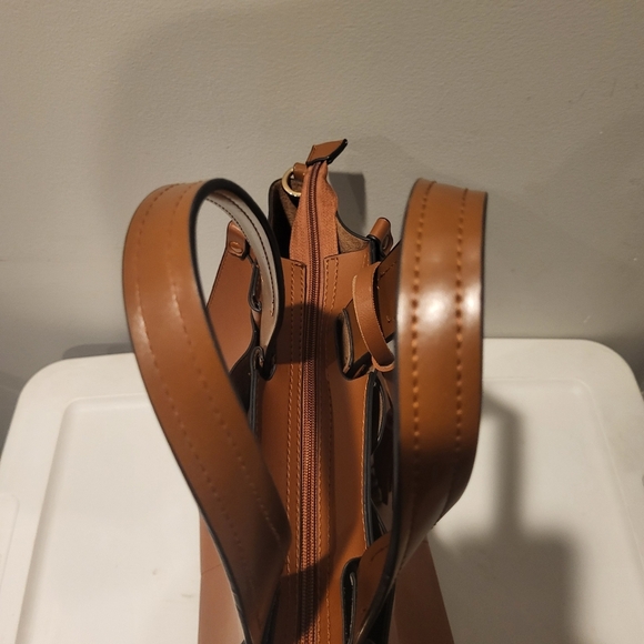 Melie Bianco Vegan Brown Top Handle Shoulder Handbag Purse MISSING Long Strap - Picture 9 of 15